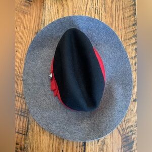 Juicy Couture wool hat embellished hat red black gray 100% wool womens